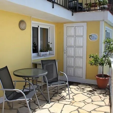 Apartment Kuscheliges Mit Garten Und Pool *