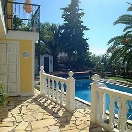 Apartment Kuscheliges Mit Garten Und Pool El Paso