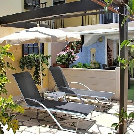 Kuscheliges Mit Garten Und Pool El Paso